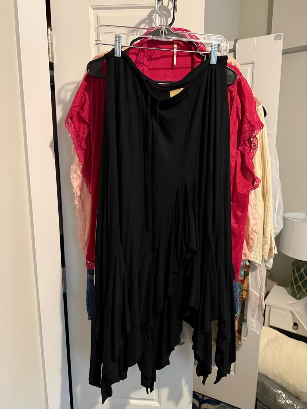 FREE P - new L - FREE est coolest pull on skirt .